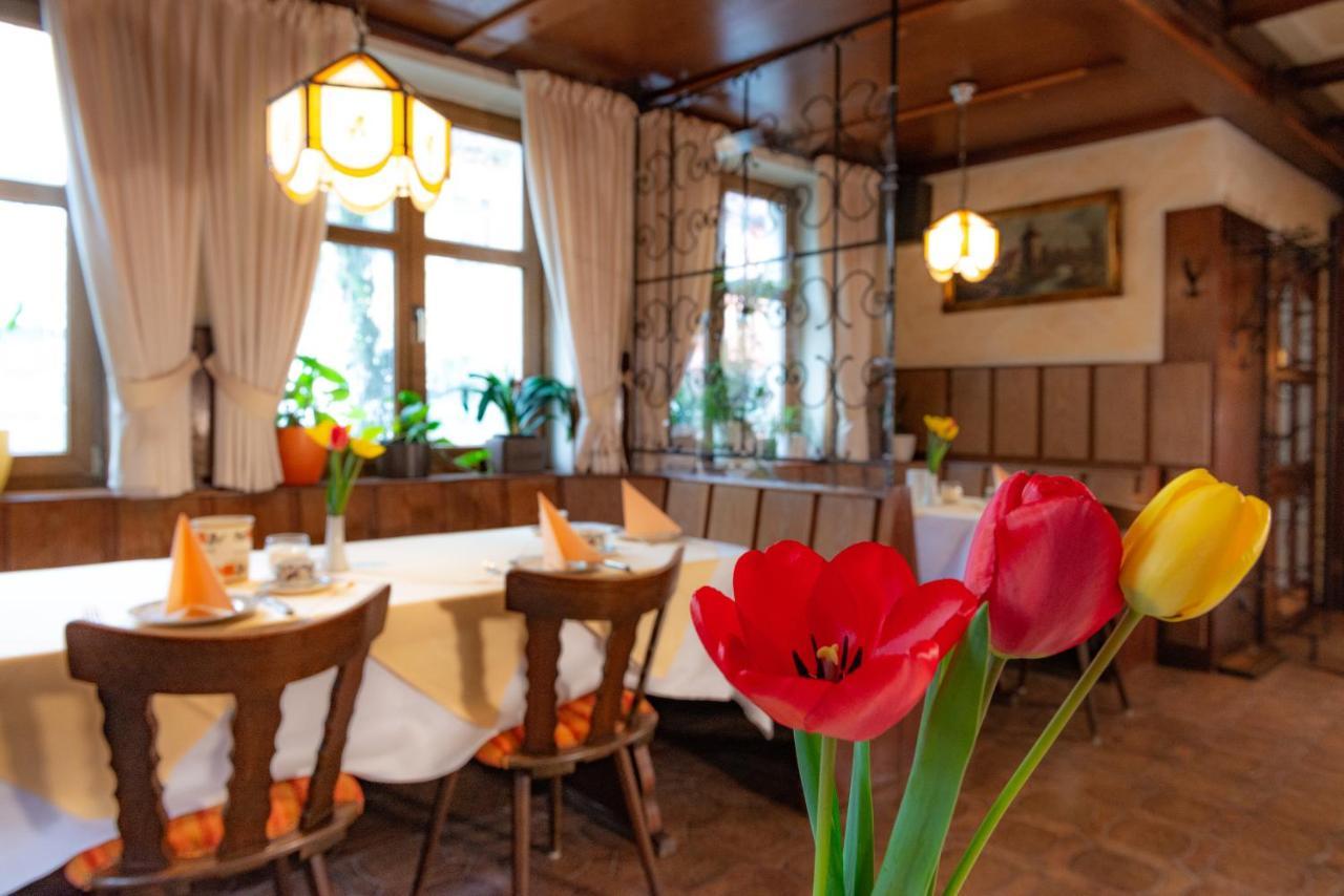 Hotel-Garni Goldener Schwan Bad Windsheim Exterior photo